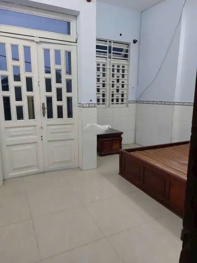 Cho thuê nhà hẻm Huyện Hóc Môn, TP.HCM – 2 phòng ngủ, giá 5.5 triệu