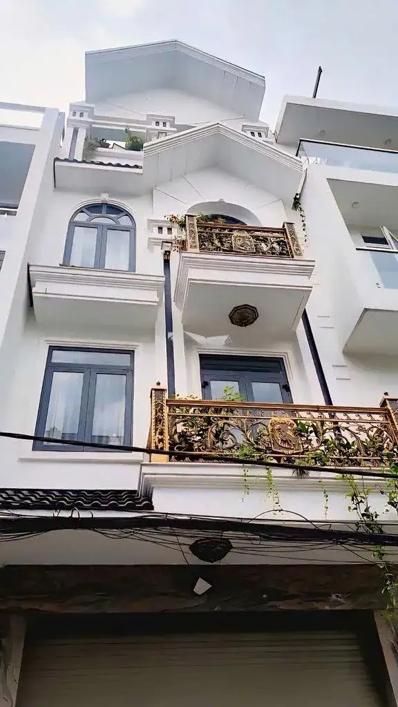 Cho thuê nhà hẻm Đường Sư Vạn Hạnh Quận 10, TP.HCM – 6 phòng ngủ, giá 24 triệu Cho thuê nhà hẻm Đường Sư Vạn Hạnh Quận 10, TP.HCM – 6 phòng ngủ, giá 24 triệu