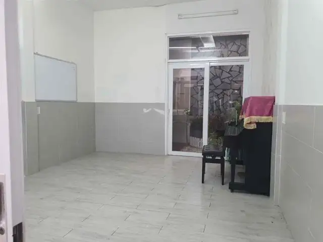 Cho thuê nhà hẻm Hồ Văn Huê Quận Phú Nhuận, TP.HCM – 3 phòng ngủ, giá 28 triệu Cho thuê nhà hẻm Hồ Văn Huê Quận Phú Nhuận, TP.HCM – 3 phòng ngủ, giá 28 triệu