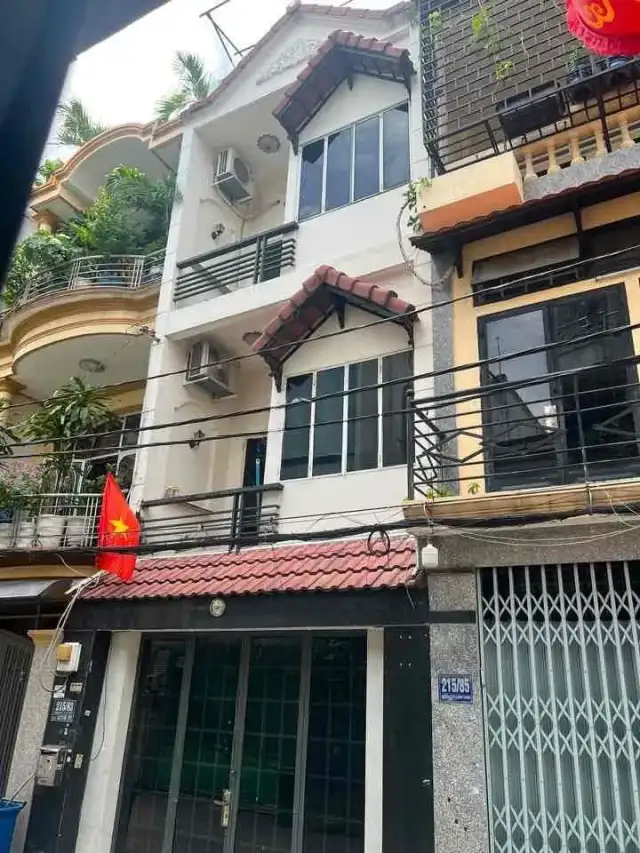 Cho thuê nhà hẻm Quận Bình Thạnh, TP.HCM – 6 phòng ngủ, giá 20 triệu Cho thuê nhà hẻm Quận Bình Thạnh, TP.HCM – 6 phòng ngủ, giá 20 triệu