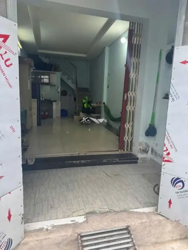 Cho thuê nhà hẻm Huỳnh Văn Nghệ Quận Tân Bình, TP.HCM – 1 phòng ngủ, giá 5.5 triệu Cho thuê nhà hẻm Huỳnh Văn Nghệ Quận Tân Bình, TP.HCM – 1 phòng ngủ, giá 5.5 triệu