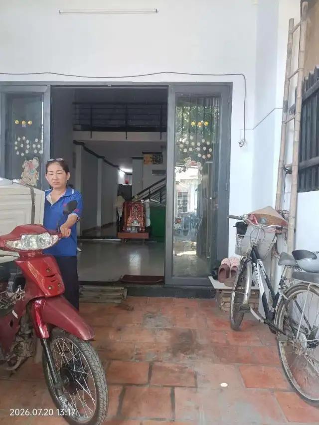 Cho thuê nhà hẻm Hương lô Huyện Hóc Môn, TP.HCM – 3 phòng ngủ, giá 5 triệu Cho thuê nhà hẻm Hương lô Huyện Hóc Môn, TP.HCM – 3 phòng ngủ, giá 5 triệu