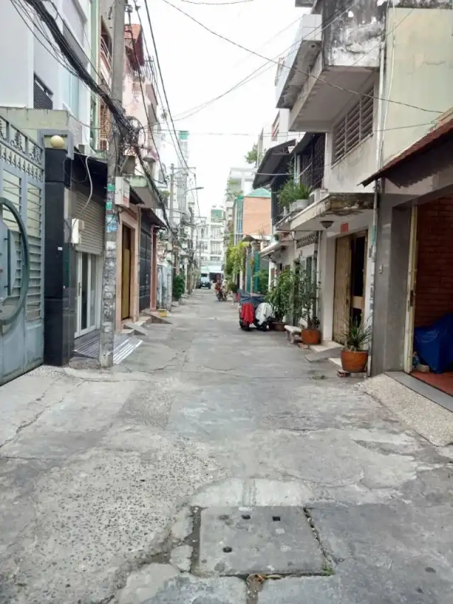 Cho thuê nhà hẻm Nguyễn Tiểu La Quận 10, TP.HCM – 2 phòng ngủ, giá 15 triệu Cho thuê nhà hẻm Nguyễn Tiểu La Quận 10, TP.HCM – 2 phòng ngủ, giá 15 triệu