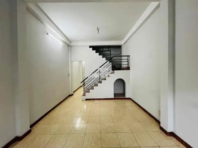 Cho thuê nhà hẻm D5 Biên Hòa, Dong Nai City – 2 phòng ngủ, giá 7 triệu Cho thuê nhà hẻm D5 Biên Hòa, Dong Nai City – 2 phòng ngủ, giá 7 triệu