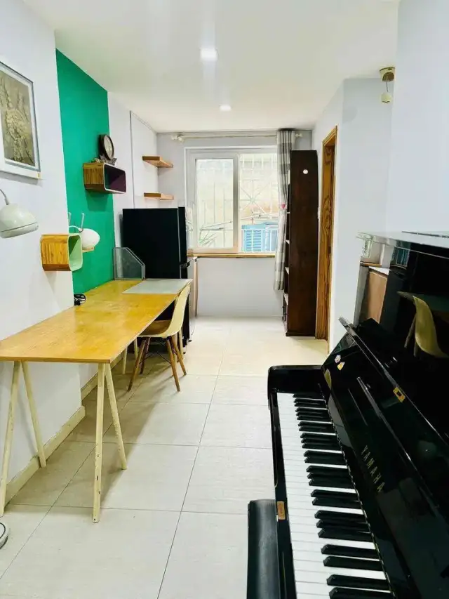 Cho thuê phòng trọ Đường Nguyễn Văn Nguyễn Quận 1, TP.HCM – 1 phòng ngủ, giá 10.5 triệu