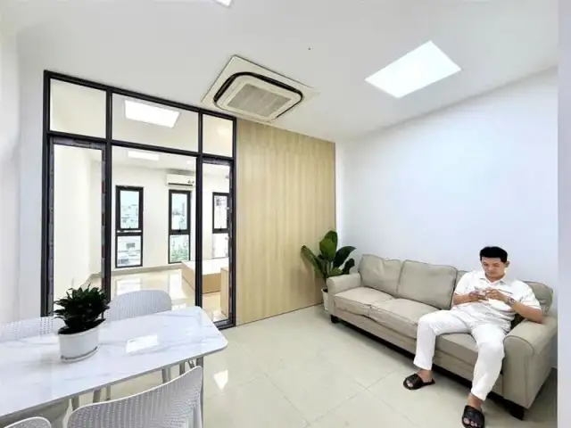 Cho thuê căn hộ dịch vụ Đường Trần Văn Đang Quận 3, TP.HCM – 1 phòng ngủ, giá 7.5 triệu Cho thuê căn hộ dịch vụ Đường Trần Văn Đang Quận 3, TP.HCM – 1 phòng ngủ, giá 7.5 triệu