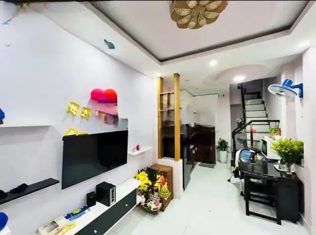 Cho thuê nhà hẻm Đường 53 Quận 7, TP.HCM – 3 phòng ngủ, giá 12 triệu