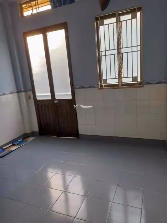 Cho thuê nhà hẻm Cô Giang Quận 1, TP.HCM – 2 phòng ngủ, giá 12.6 triệu