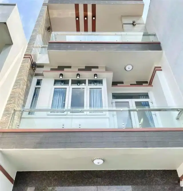 Cho thuê nhà mặt tiền Đường Huỳnh Văn Bánh Quận Phú Nhuận, TP.HCM – 4 phòng ngủ, giá 16 triệu Cho thuê nhà mặt tiền Đường Huỳnh Văn Bánh Quận Phú Nhuận, TP.HCM – 4 phòng ngủ, giá 16 triệu