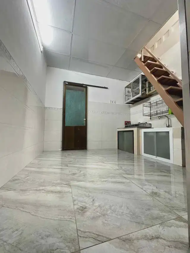Cho thuê nhà hẻm Cách Mạng Tháng Tám Quận 3, TP.HCM – 1 phòng ngủ, giá 6 triệu