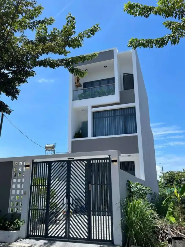 Cho thuê nhà hẻm Hòa Xuân Hoa Xuan, Da Nang – 3 phòng ngủ, giá 14 triệu Cho thuê nhà hẻm Hòa Xuân Hoa Xuan, Da Nang – 3 phòng ngủ, giá 14 triệu