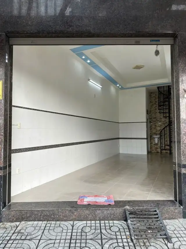 Cho thuê nhà mặt tiền Phạm Văn Đồng Thủ Đức, TP. Thủ Đức – giá 12 triệu Cho thuê nhà mặt tiền Phạm Văn Đồng Thủ Đức, TP. Thủ Đức – giá 12 triệu