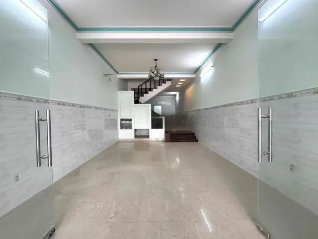 Cho thuê nhà mặt tiền Hung Phu, Can Tho – 3 phòng ngủ, giá 6 triệu