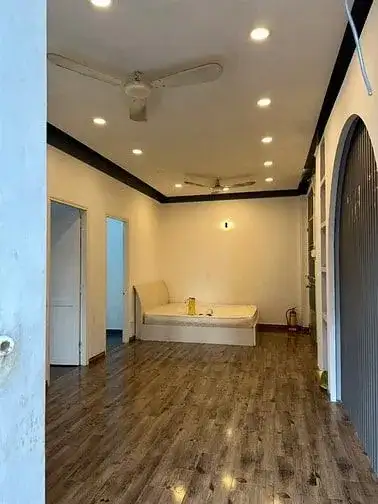 Cho thuê căn hộ chung cư Quận 1, TP.HCM – 2 phòng ngủ, giá 10 triệu