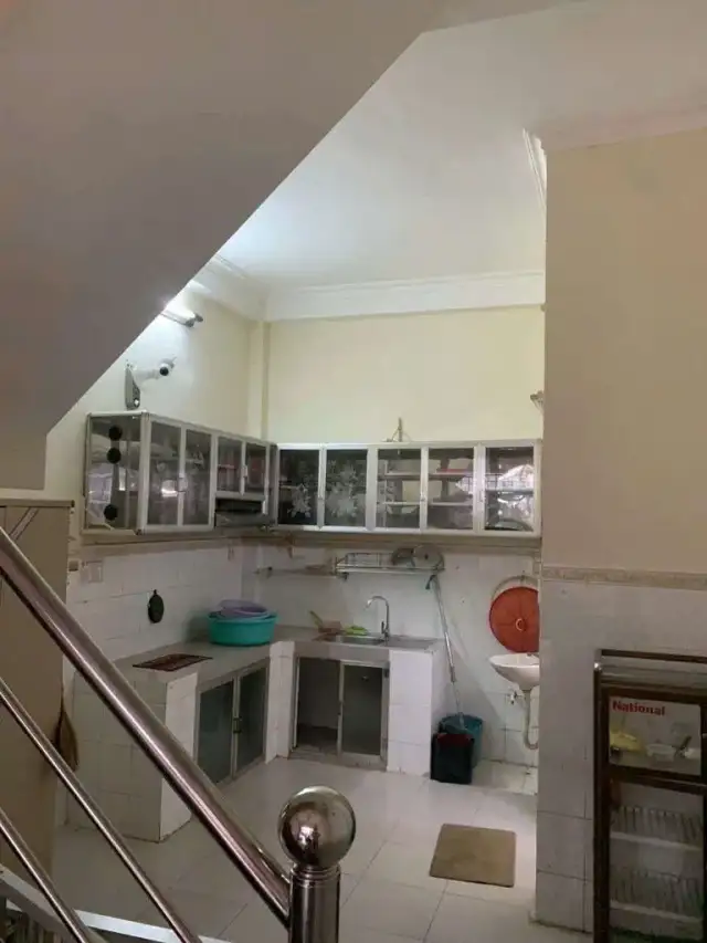 Cho thuê nhà hẻm Quốc lộ 13 Thủ Đức, TP. Thủ Đức – 2 phòng ngủ, giá 7.5 triệu Cho thuê nhà hẻm Quốc lộ 13 Thủ Đức, TP. Thủ Đức – 2 phòng ngủ, giá 7.5 triệu