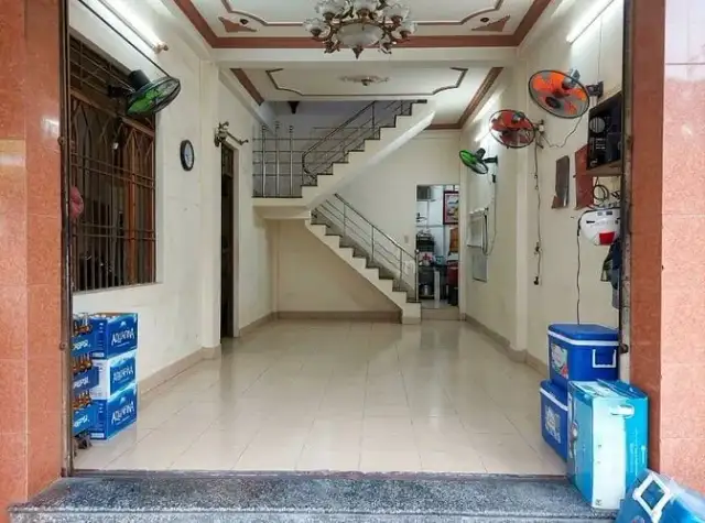 Cho thuê nhà mặt tiền Nguyễn Hoàng Hải Châu, Đà Nẵng – giá 6 triệu