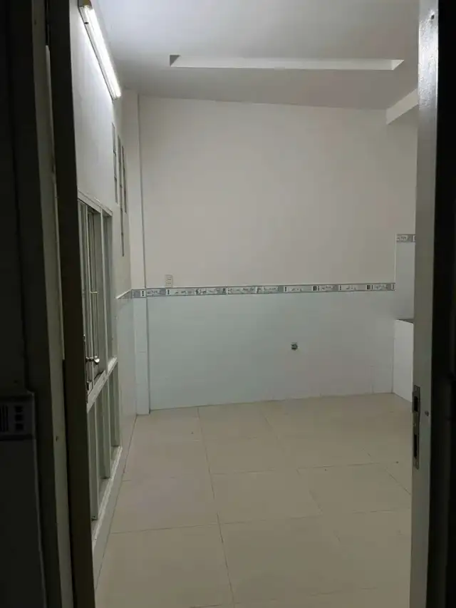 Cho thuê phòng trọ Đoàn Văn Bơ Quận 4, TP.HCM – 1 phòng ngủ, giá 3.5 triệu Cho thuê phòng trọ Đoàn Văn Bơ Quận 4, TP.HCM – 1 phòng ngủ, giá 3.5 triệu