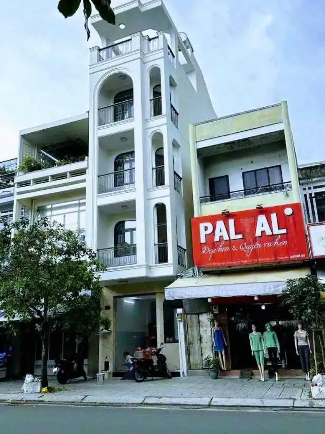 Cho thuê nhà mặt tiền Đường Hàn Hải Nguyên Quận 11, TP.HCM – 6 phòng ngủ, giá 30 triệu Cho thuê nhà mặt tiền Đường Hàn Hải Nguyên Quận 11, TP.HCM – 6 phòng ngủ, giá 30 triệu