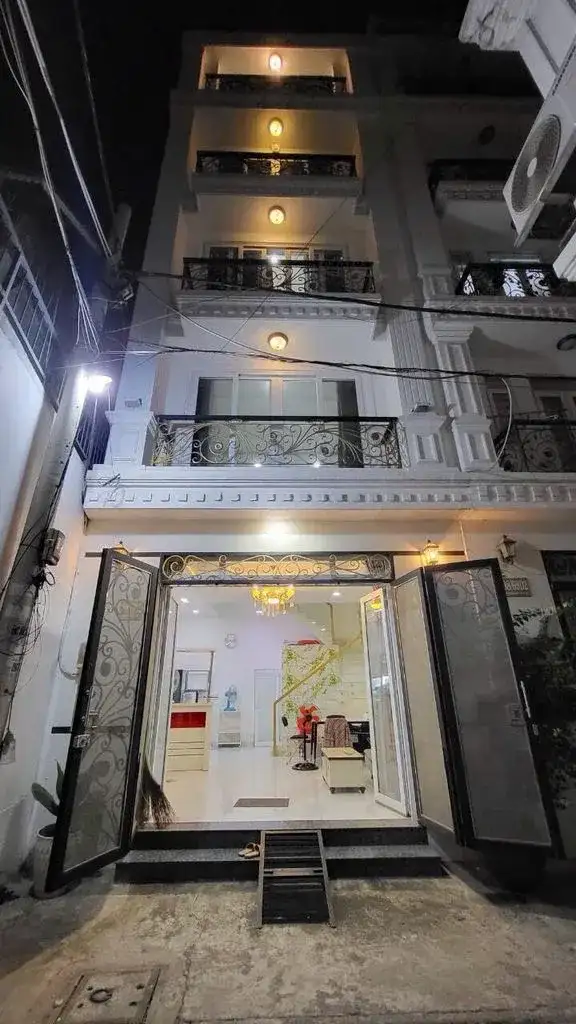 Cho thuê nhà hẻm Trần Quang Diệu Quận 3, TP.HCM – 4 phòng ngủ, giá 25 triệu