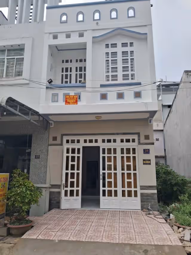 Cho thuê nhà hẻm Đường Lý Thái Tổ Hưng Phú, Cần Thơ – 2 phòng ngủ, giá 10.5 triệu