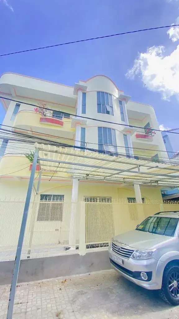 Cho thuê văn phòng Đường 3 Tháng 2 Ninh Kiều, Cần Thơ – 6 phòng ngủ, giá 25 triệu