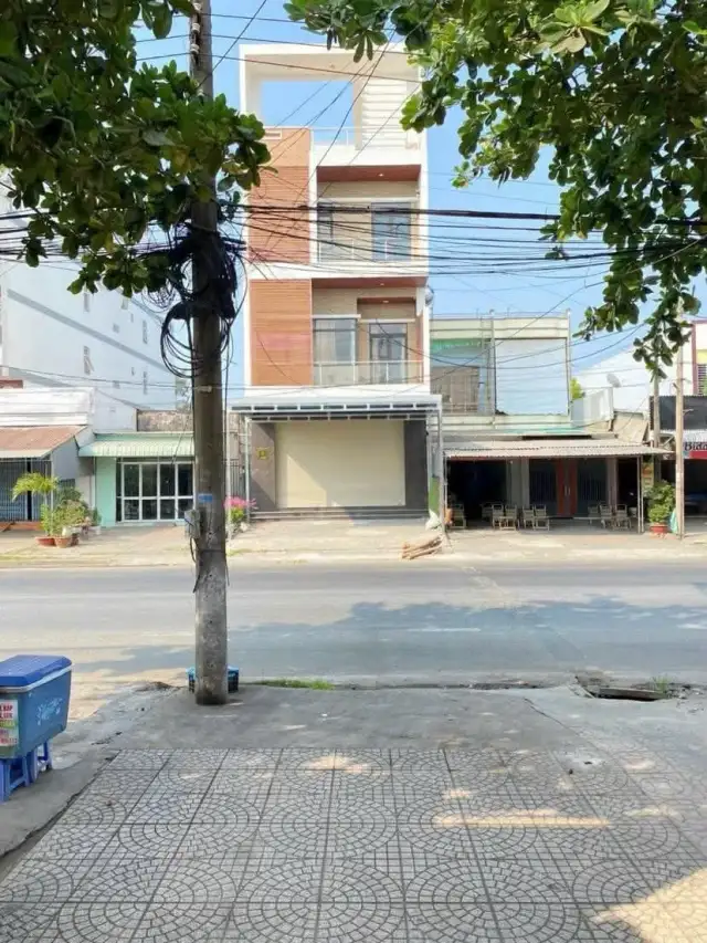 Cho thuê nhà mặt tiền Bình Thủy, Cần Thơ – giá 6 triệu