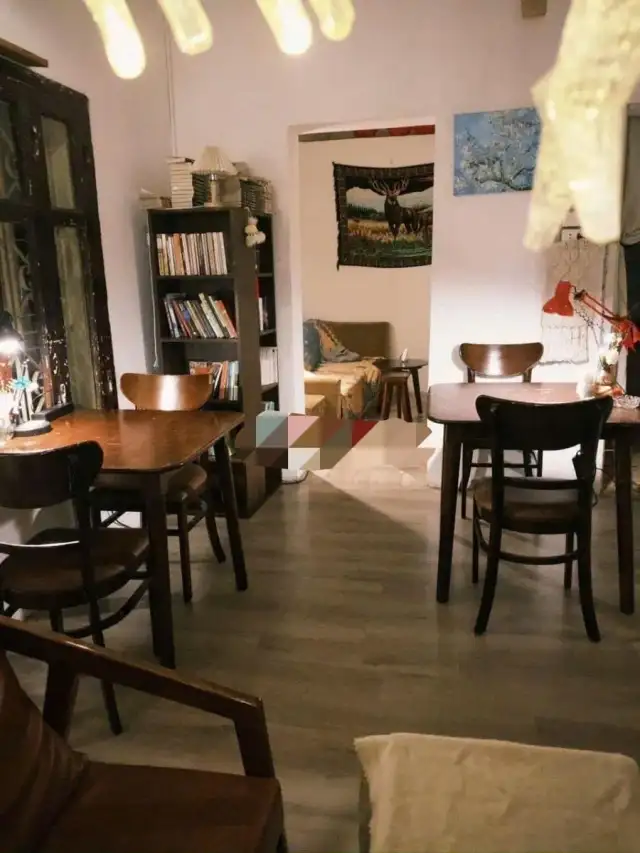 Cho thuê BĐS khác Phố Đội Cấn Ngọc Hà, Hà Nội – 4 phòng ngủ, giá 14 triệu Cho thuê BĐS khác Phố Đội Cấn Ngọc Hà, Hà Nội – 4 phòng ngủ, giá 14 triệu