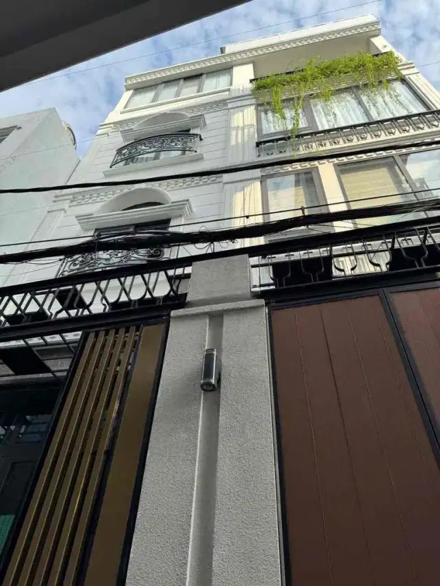 Bán nhà hẻm Lương Ngọc Quyến Quận Gò Vấp, TP.HCM – 7 phòng ngủ, giá 13.5 tỷ