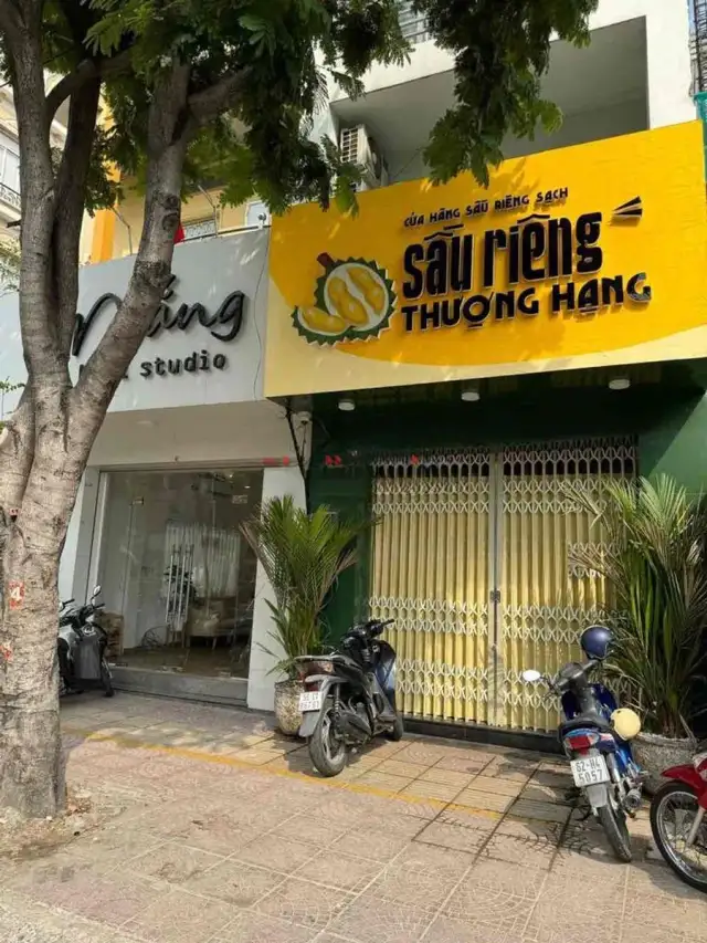 Cho thuê nhà mặt tiền Hoàng Diệu Quận 4, TP.HCM – 6 phòng ngủ, giá 20 triệu Cho thuê nhà mặt tiền Hoàng Diệu Quận 4, TP.HCM – 6 phòng ngủ, giá 20 triệu