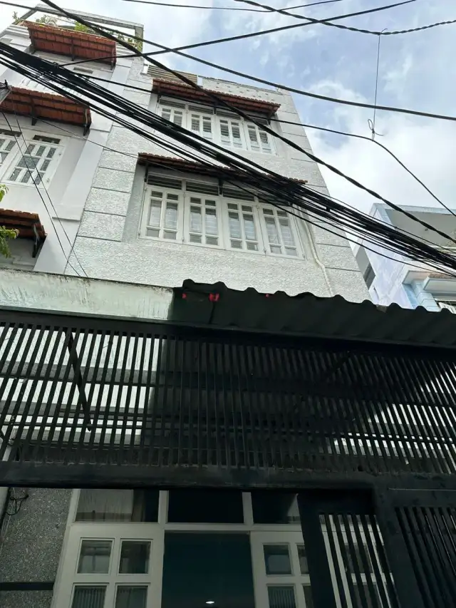 Cho thuê nhà hẻm Đường Lê Văn Sỹ Quận 3, TP.HCM – 3 phòng ngủ, giá 15 triệu