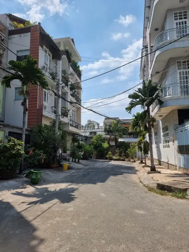 Cho thuê nhà mặt tiền Đường Tây Sơn Quận Tân Phú, TP.HCM – 1 phòng ngủ, giá 10 triệu Cho thuê nhà mặt tiền Đường Tây Sơn Quận Tân Phú, TP.HCM – 1 phòng ngủ, giá 10 triệu