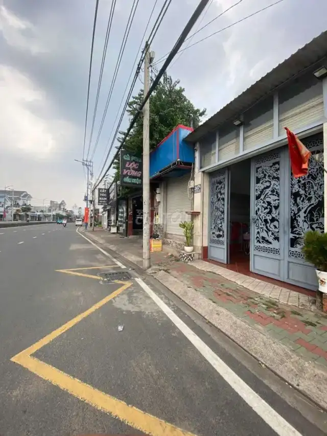 Cho thuê nhà mặt tiền Hẻm 5 Huyện Hóc Môn, TP.HCM – 2 phòng ngủ, giá 20 triệu Cho thuê nhà mặt tiền Hẻm 5 Huyện Hóc Môn, TP.HCM – 2 phòng ngủ, giá 20 triệu