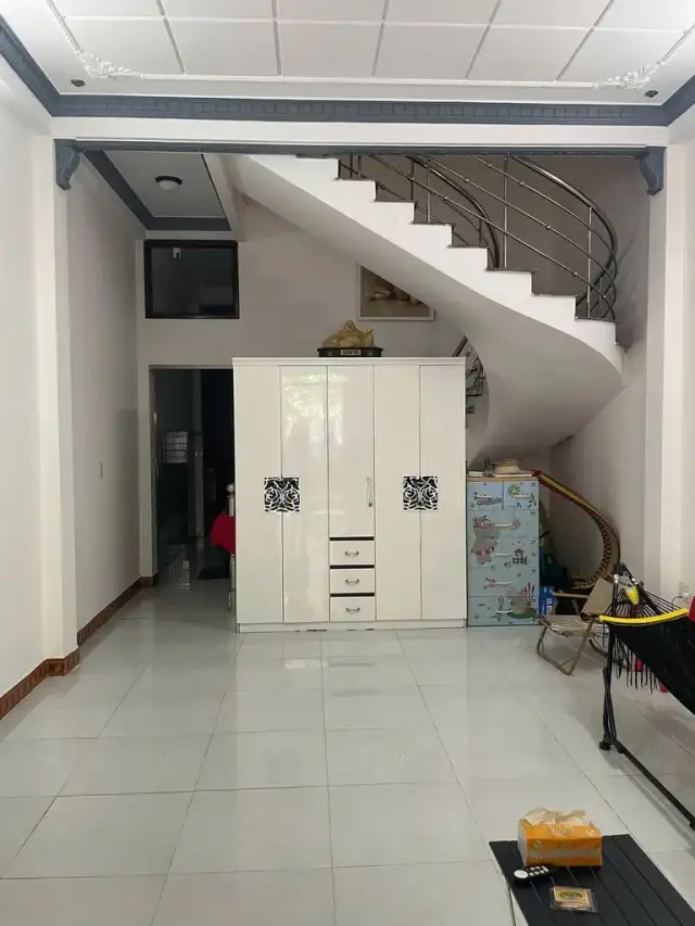 Cho thuê nhà mặt tiền Hoa Khanh, Da Nang – 3 phòng ngủ, giá 8 triệu Cho thuê nhà mặt tiền Hoa Khanh, Da Nang – 3 phòng ngủ, giá 8 triệu