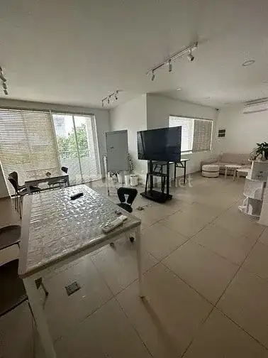 Cho thuê nhà mặt tiền Đường Bàu Cát 3 Quận Tân Bình, TP.HCM – 10 phòng ngủ, giá 90 triệu Cho thuê nhà mặt tiền Đường Bàu Cát 3 Quận Tân Bình, TP.HCM – 10 phòng ngủ, giá 90 triệu