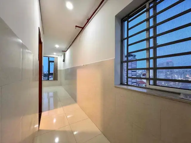 Cho thuê căn hộ dịch vụ Cầu Nguyễn Văn Cừ Quận 5, TP.HCM – 2 phòng ngủ, giá 10 triệu