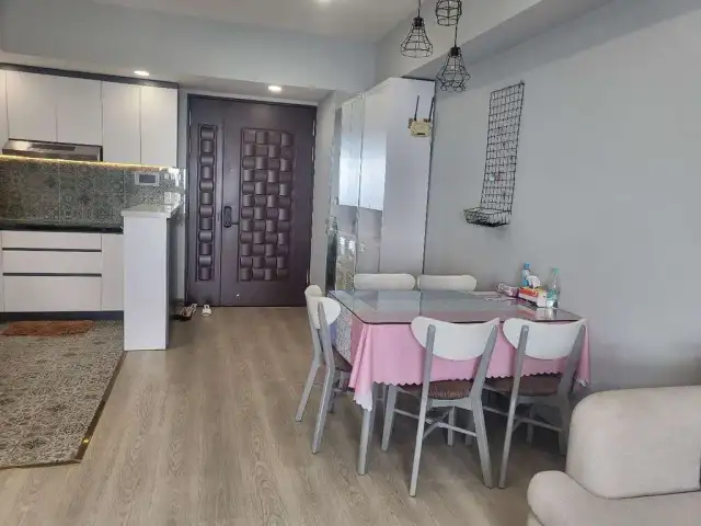 Cho thuê căn hộ chung cư Đường Nguyễn Thị Thập Quận 7, TP.HCM – 2 phòng ngủ, giá 18 triệu Cho thuê căn hộ chung cư Đường Nguyễn Thị Thập Quận 7, TP.HCM – 2 phòng ngủ, giá 18 triệu