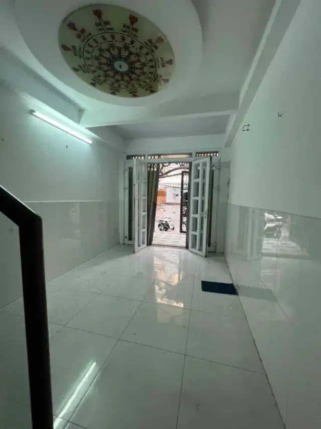 Cho thuê phòng trọ Cách Mạng Tháng Tám Quận 10, TP.HCM – 2 phòng ngủ, giá 3.5 triệu