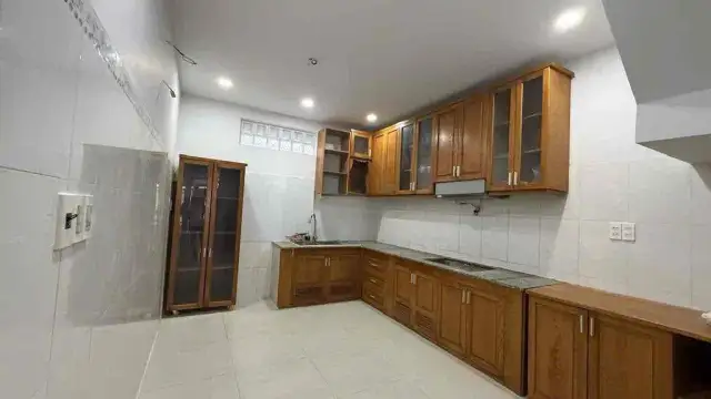 Cho thuê nhà mặt tiền Huỳnh Tấn Phát Quận 7, TP.HCM – 4 phòng ngủ, giá 30 triệu Cho thuê nhà mặt tiền Huỳnh Tấn Phát Quận 7, TP.HCM – 4 phòng ngủ, giá 30 triệu
