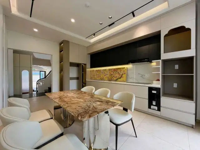 Cho thuê nhà hẻm Đường 2 Tháng 9 Hòa Cường, Đà Nẵng – 4 phòng ngủ, giá 40 triệu Cho thuê nhà hẻm Đường 2 Tháng 9 Hòa Cường, Đà Nẵng – 4 phòng ngủ, giá 40 triệu