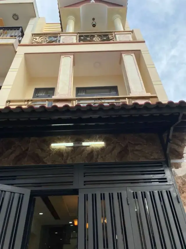 Cho thuê nhà hẻm Phạm Văn Bạch Quận Tân Bình, TP.HCM – 3 phòng ngủ, giá 11.5 triệu Cho thuê nhà hẻm Phạm Văn Bạch Quận Tân Bình, TP.HCM – 3 phòng ngủ, giá 11.5 triệu