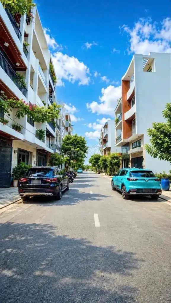 Bán nhà mặt tiền Đường TA 13 Quận 12, TP.HCM – 4 phòng ngủ, giá 7.1 tỷ Bán nhà mặt tiền Đường TA 13 Quận 12, TP.HCM – 4 phòng ngủ, giá 7.1 tỷ