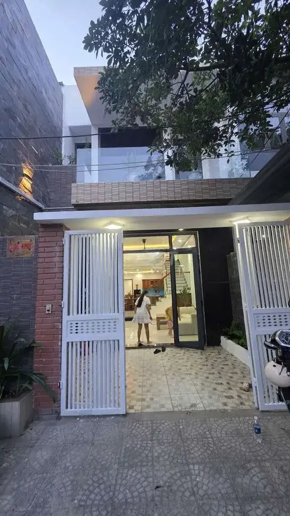 Cho thuê nhà mặt tiền Trịnh Lỗi Ngũ Hành Sơn, Đà Nẵng – 3 phòng ngủ, giá 22 triệu Cho thuê nhà mặt tiền Trịnh Lỗi Ngũ Hành Sơn, Đà Nẵng – 3 phòng ngủ, giá 22 triệu