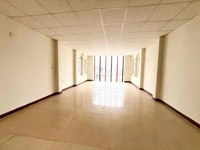 Cho thuê nhà mặt tiền Bùi Tá Hán Ngu Hanh Son, Da Nang – 7 phòng ngủ, giá 35 triệu Cho thuê nhà mặt tiền Bùi Tá Hán Ngu Hanh Son, Da Nang – 7 phòng ngủ, giá 35 triệu