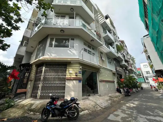 Cho thuê nhà hẻm Đường Nguyễn Xí Quận Bình Thạnh, TP.HCM – 5 phòng ngủ, giá 25 triệu
