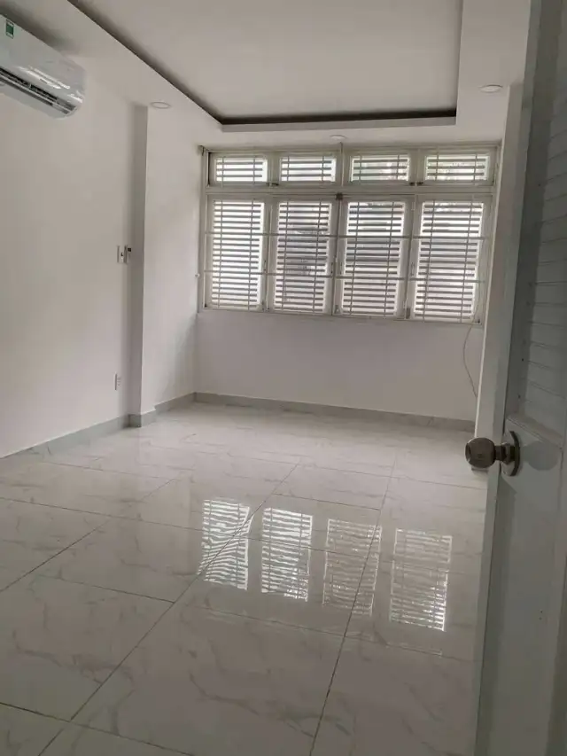 Cho thuê nhà hẻm Đường Nguyễn Chí Thanh Quận 10, TP.HCM – 2 phòng ngủ, giá 10 triệu Cho thuê nhà hẻm Đường Nguyễn Chí Thanh Quận 10, TP.HCM – 2 phòng ngủ, giá 10 triệu