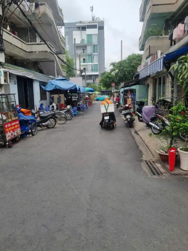 Cho thuê căn hộ chung cư Đường Sư Vạn Hạnh Quận 10, TP.HCM – giá 28 triệu