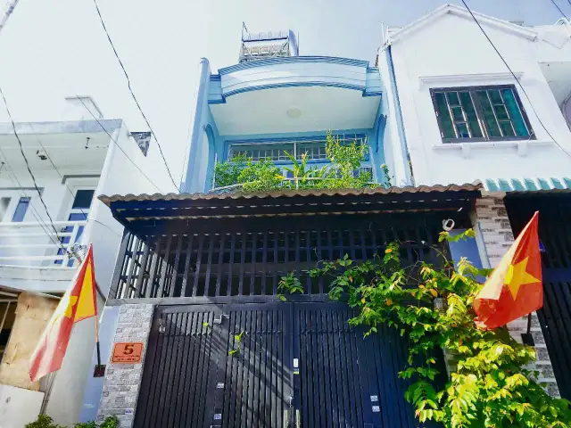 Bán nhà mặt tiền đường số 11, khu phố 2  Quận Bình Tân, TP.HCM – 3 phòng ngủ, giá 7 tỷ