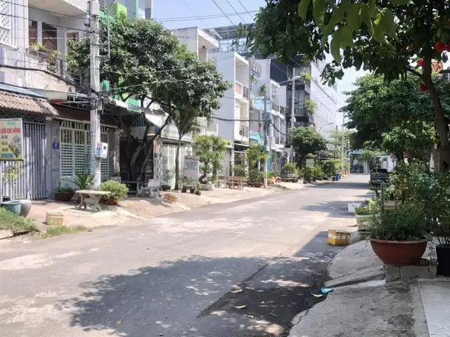 Bán đất Đường Tô Ký Huyện Hóc Môn, TP.HCM – giá 4.7 tỷ Bán đất Đường Tô Ký Huyện Hóc Môn, TP.HCM – giá 4.7 tỷ
