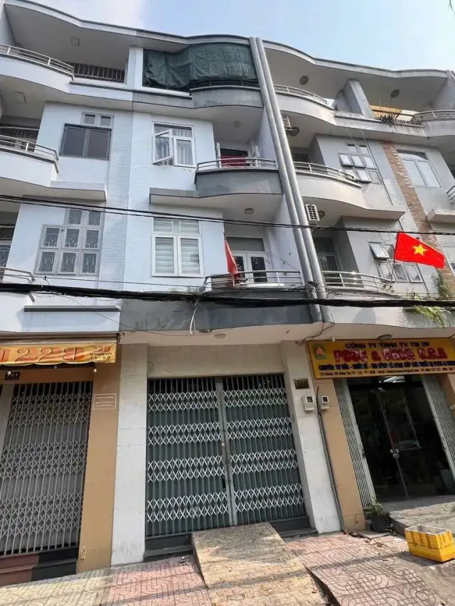 Bán nhà hẻm Bông Sao Quận 8, TP.HCM – 5 phòng ngủ, giá 11.3 tỷ Bán nhà hẻm Bông Sao Quận 8, TP.HCM – 5 phòng ngủ, giá 11.3 tỷ