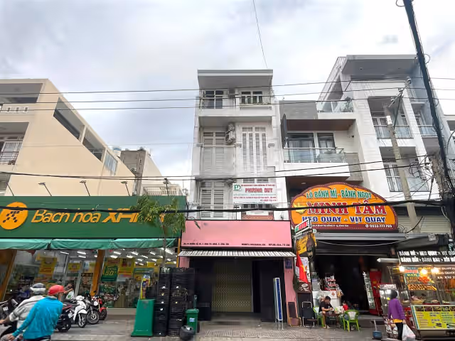 Bán nhà mặt tiền Đường số 29 Quận Bình Tân, TP.HCM – 4 phòng ngủ, giá 14.8 tỷ Bán nhà mặt tiền Đường số 29 Quận Bình Tân, TP.HCM – 4 phòng ngủ, giá 14.8 tỷ